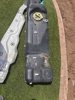 Ford F 150 gas tank. Off 2021 truck