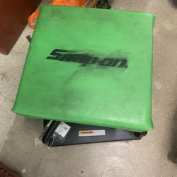 Snap On Creeper Stool
