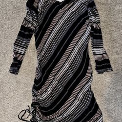 Large Jessica Simpson Maternity Top