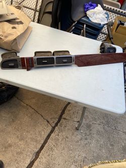 Chevy 07-14 oem dash vent trim