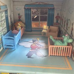 1950 Medal Doll House 