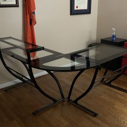 Desk (glass with Black Trim)