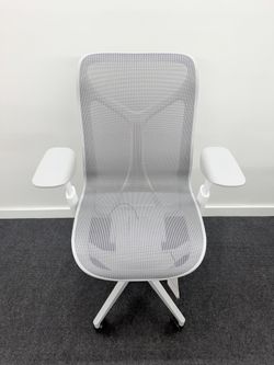 BRAND NEW HERMAN MILLER COSM CHAIR! MID-BACK HEIGHT, BEAUTIFUL STUDIO WHITE FRAME!