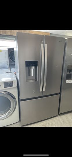 New (scratch and dent) Whirlpool  3-Door Stainless Steel Refrigerator