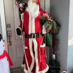 Santa 🧑‍🎄 5F High 