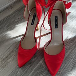 Red Heels With Bows On The Back(size 8)
