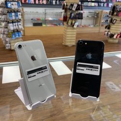 IPhone 8 UNLOCKED 🔓