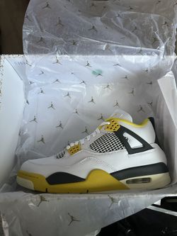 Jordan 4 Vivid Sulfur