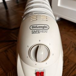 DeLonghi TRN0812T Safe Heat Solaris - Radiador de Aceite 1200W.