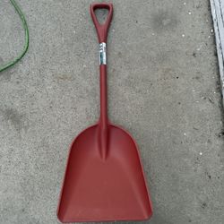 Poly Scoop Shovel