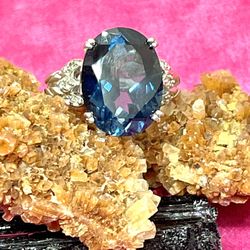 Sterling turquoise colored Kyanite ring size 4.5