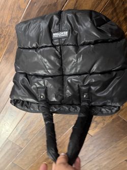 Kenneth Cole Reaction Black Puffer purse like new