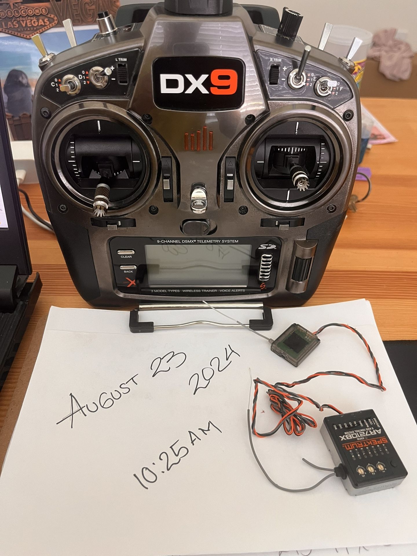 Spektrum DX9 Remote Controller 9ch And Spektrum Flybarless Unit