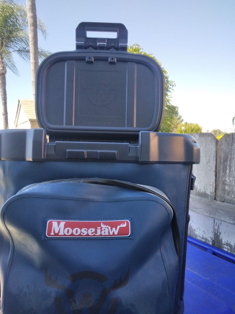Portable Cooler