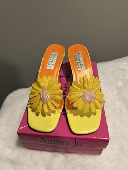 Vintage Clear Acrylic Heels