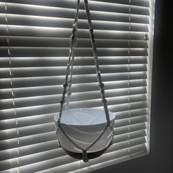 Macrame And Plant hanger $10