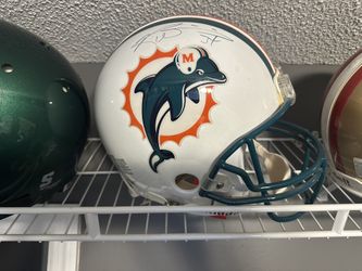 Ricky Williams Signed Full Size Helmet
