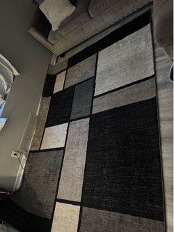 Modern Geometric Area Rug –  6’6” x 9’