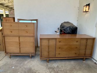 Vintage mid-century Kent Coffey dresser 3 piece set