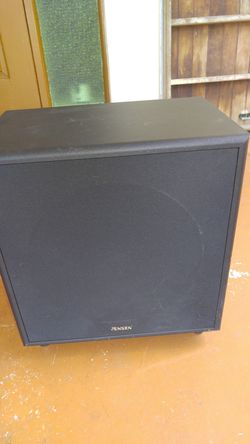 Jensen 12" Powered Subwoofer