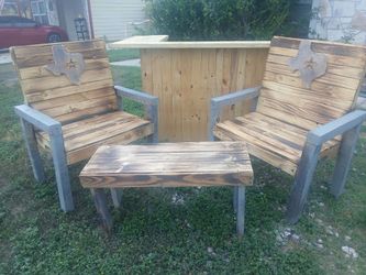 Cowboys chairs and table set