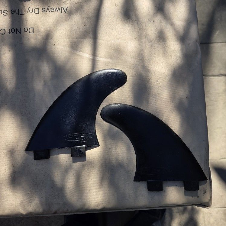 Surfboard Fins