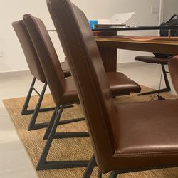 Bo Concept Mariposa Dining Chairs 6 Chairs for Sale in Miami Bo Concept Mariposa Dining Chairs 6 Chairs for Sale in Miami