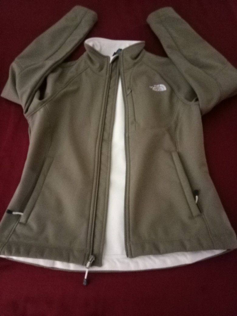 THE NORTH FACE JACKET
