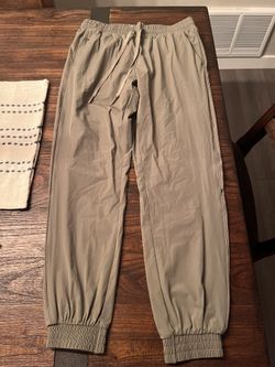 Women’s Joggers Small