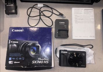 Canon PowerShot SX740 HS