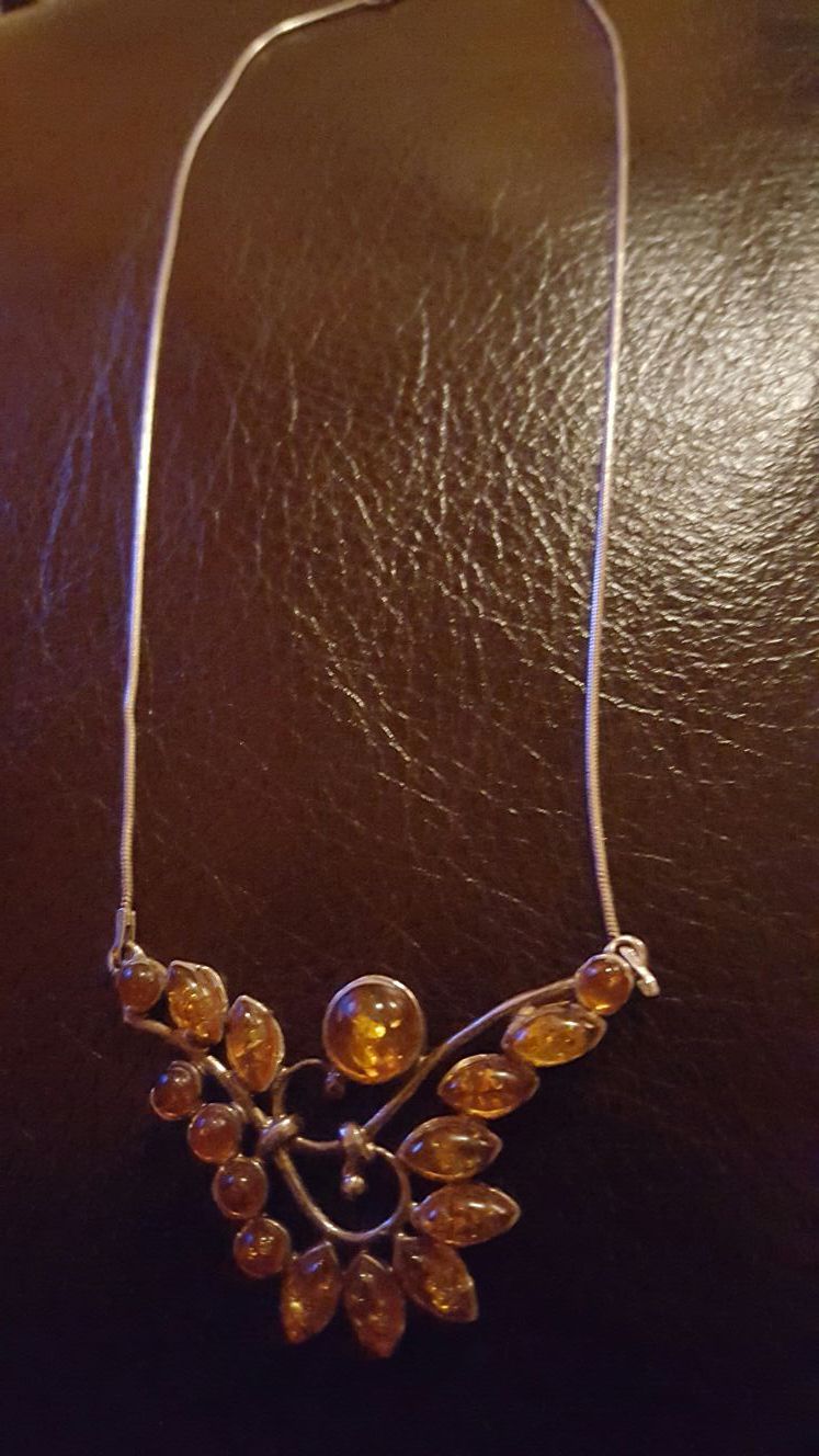 Gorgeous Baltic Amber necklace