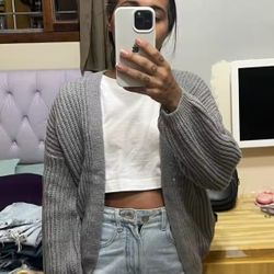 Woman Grey Cardigan 