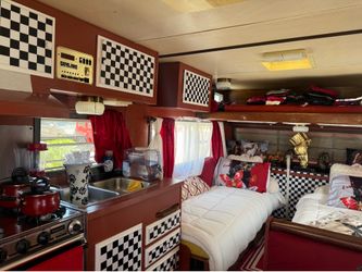 Trailer 22 feet long