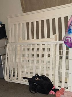 Baby crib