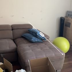 Sectional Couch With Recliner 