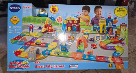 VTech Go! Go! Smart Wheels Smart City Heroes Playset