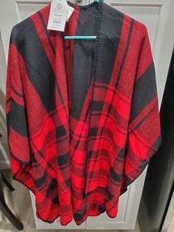 Shrug Women..Brand New, $20..pickup Escondido