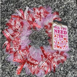 Valentine Meah Ribbon Wreath 