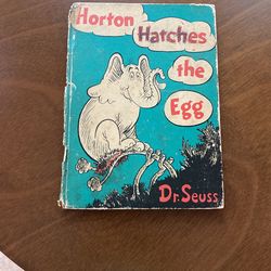 Horton Hatches the Egg   Copyright 1940