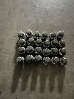 Toyota Tundra Stock Lug Nuts Set Of 24   14X1.5