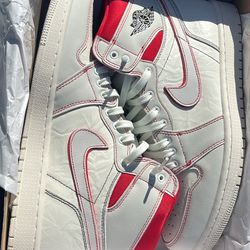 Jordan 1 Phantom