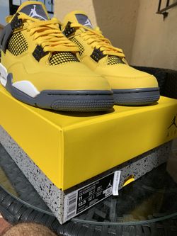Jordan 4 “ LIGHTNINGS” Sz. 9.5/ 10.5 / 11