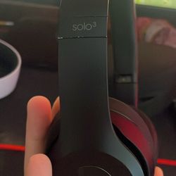Beats Solo 3