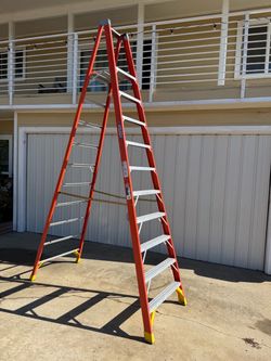 In Upland 91784. Werner 10’ platform podium pedestal fiberglass step ladder great condition $350 cash in Upland 91784