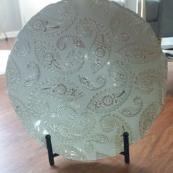 Decorative Plate White And Silver