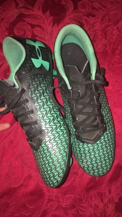 Soccer cleats