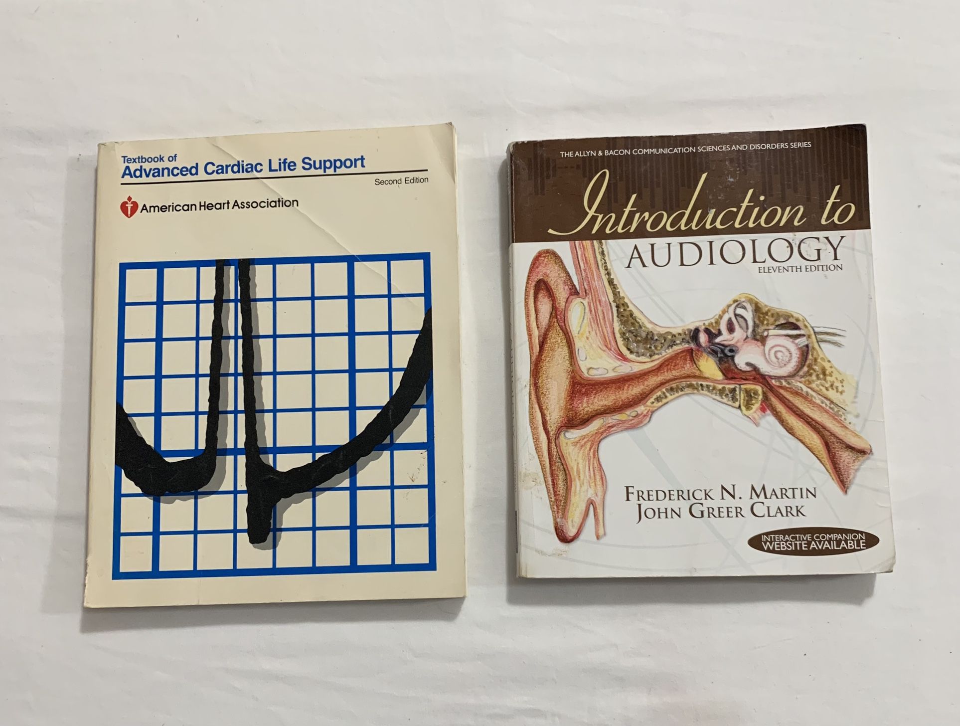 Textbook Of Advanced Cardiac Life Support & Introduction To Audiology
