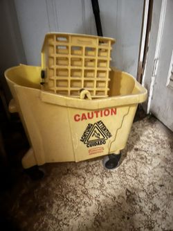 Commercial Mop Bucket