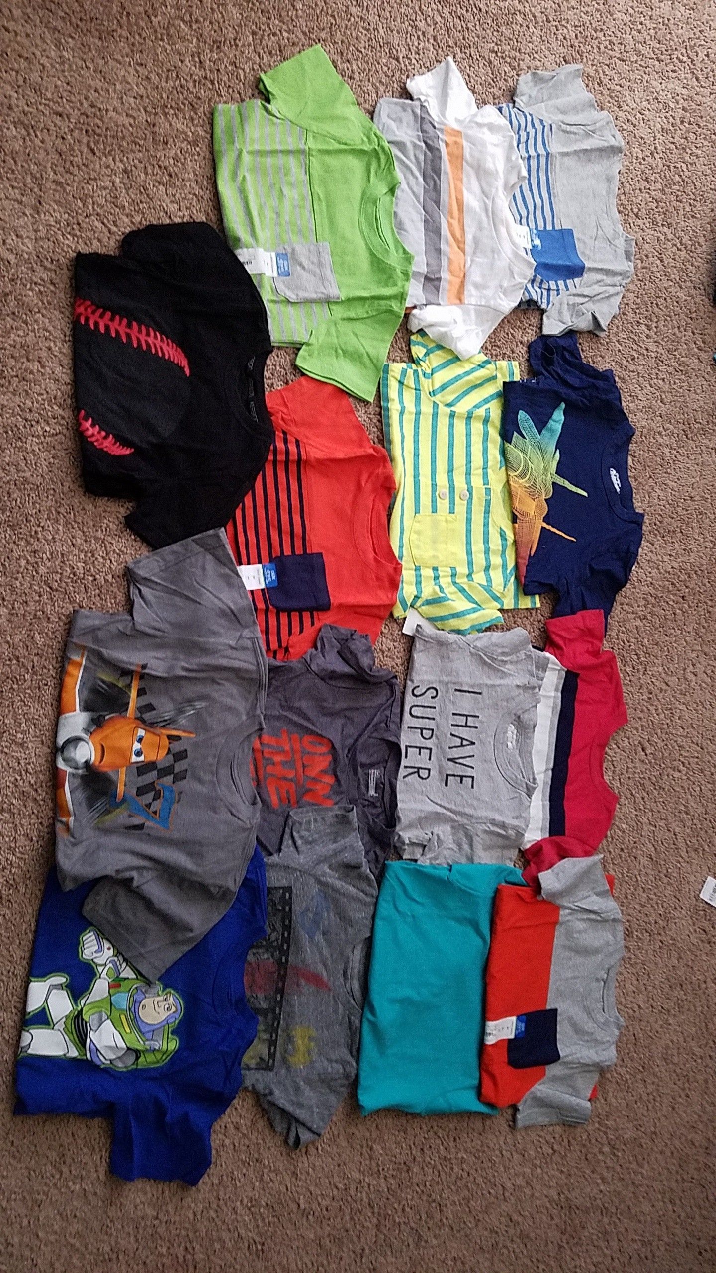 Boys clothes lot size 5/6