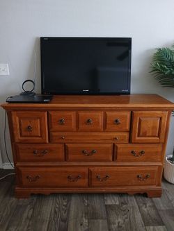 Dresser